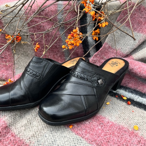 earth origins lilly bootie